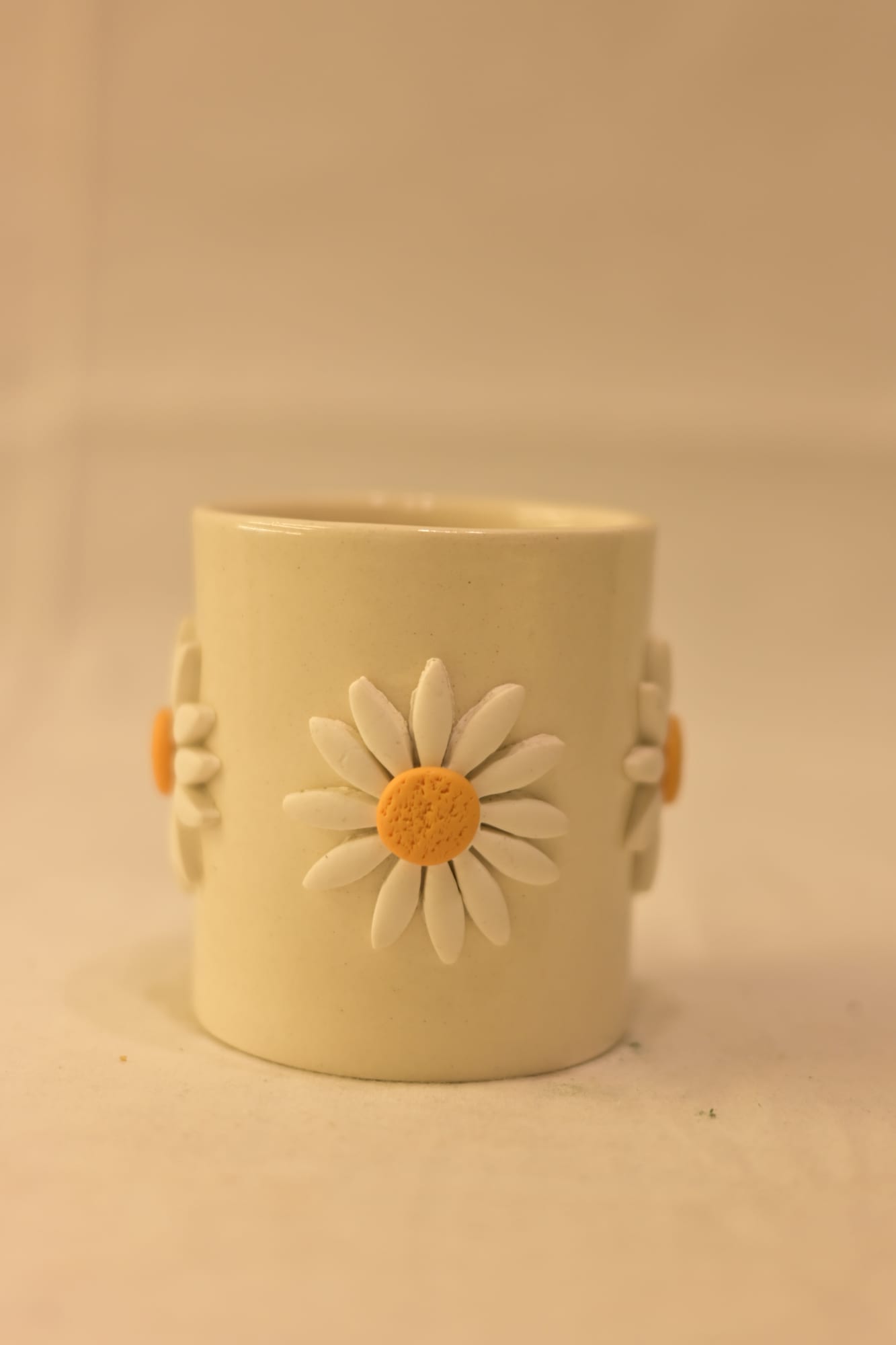 Daisy Bloom Ceramic Cup