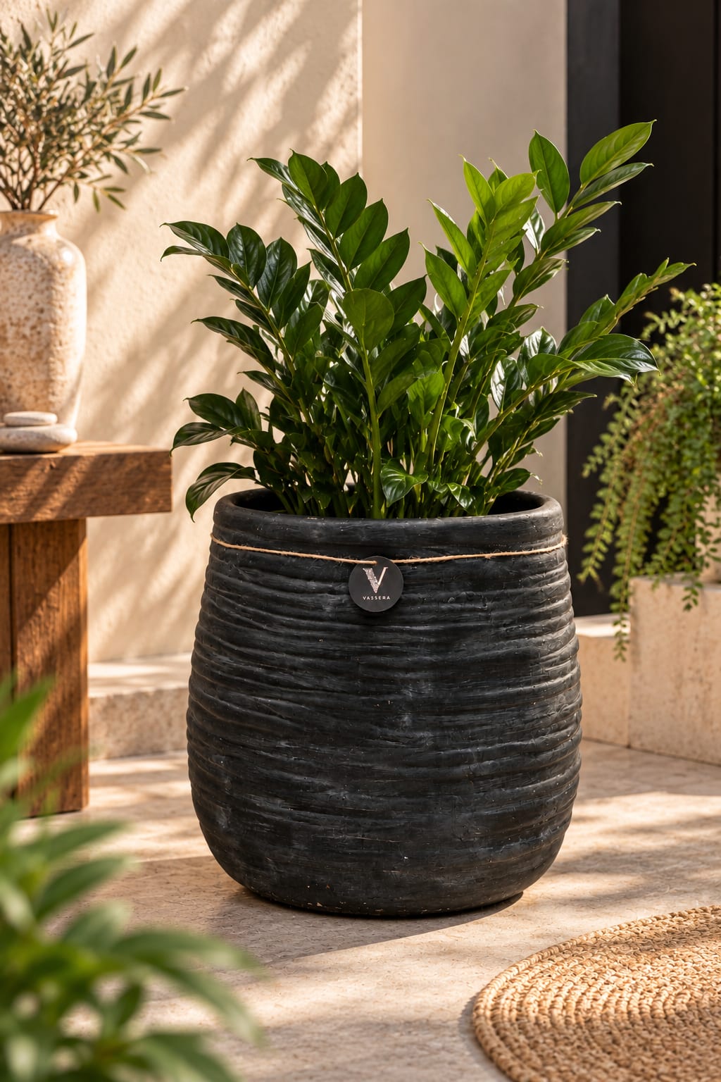 Noir Ripple Barrel Planter